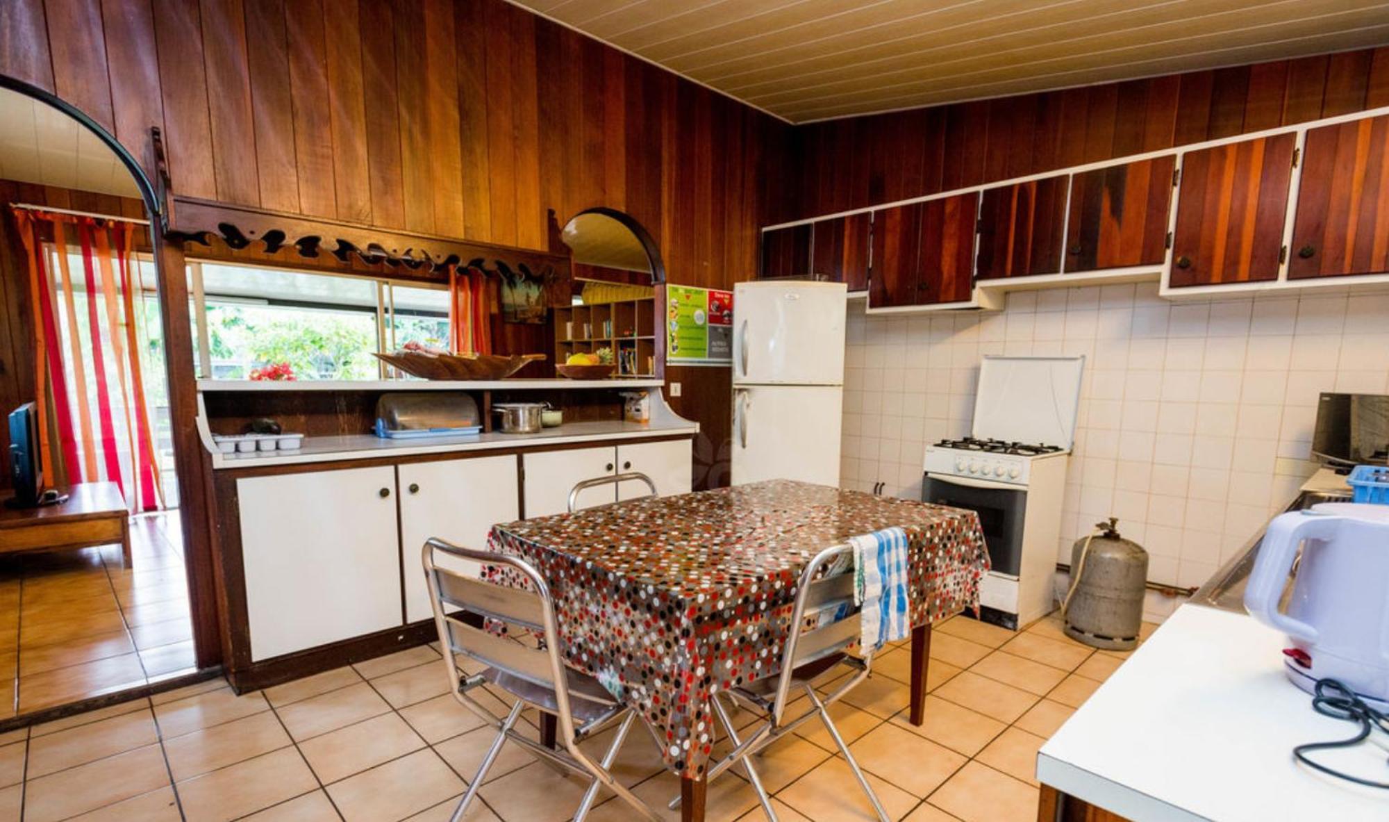 Pension Te Miti - Plage-Beach 200M - Mahana Parc & Vaiava Beach Pk18 - B&B Chambres Ou Dortoir Punaauia  Luaran gambar